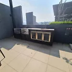 Contemporary 2R2B Studio 10 Minutes From Klcc