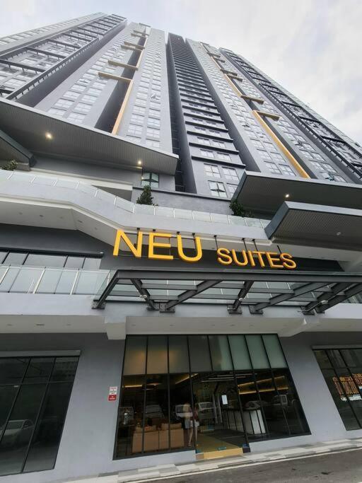 Contemporary 2r2b 10 Minutes From Klcc Kuala Lumpur