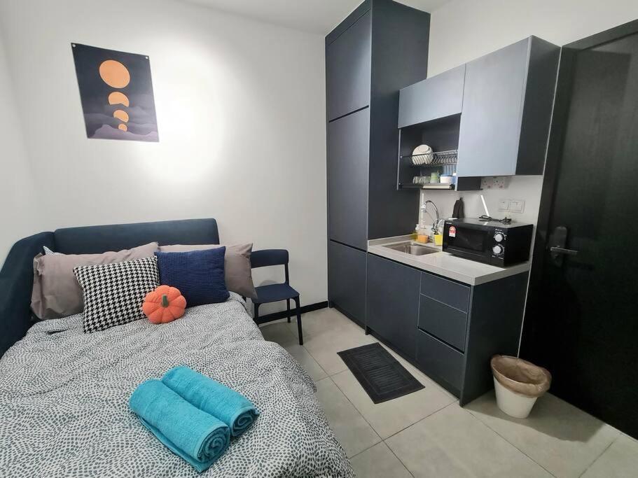 Contemporary 2r2b 10 Minutes From Klcc *