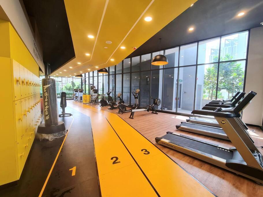 Contemporary 2r2b 10 Minutes From Klcc Pangsapuri Kuala Lumpur