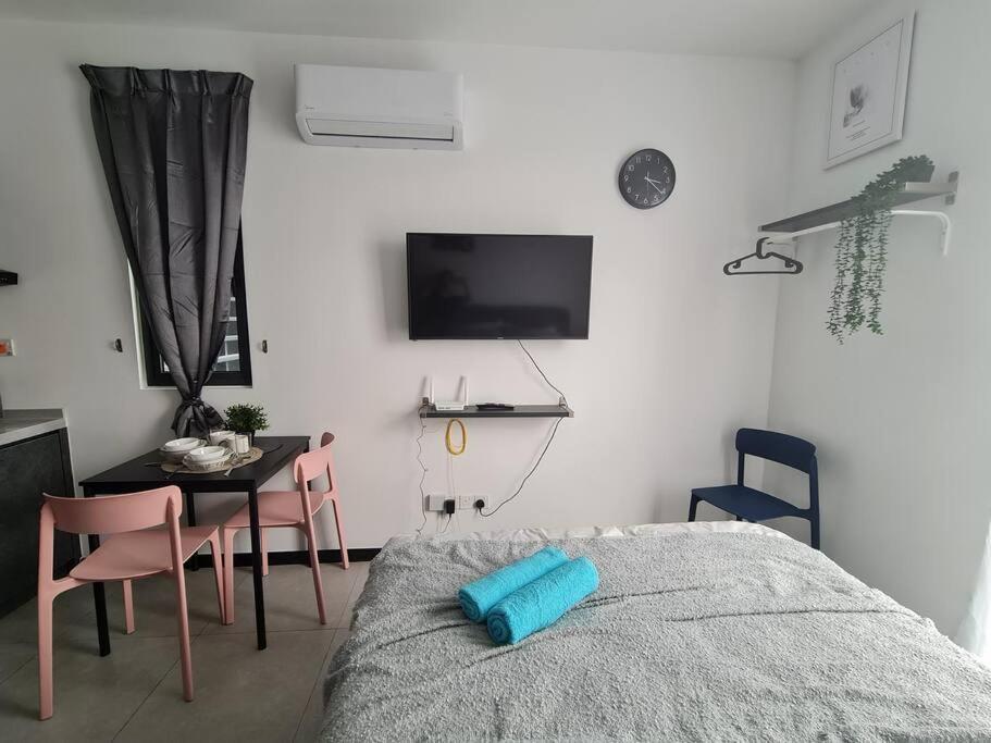 Contemporary 2r2b 10 Minutes From Klcc Apartment *